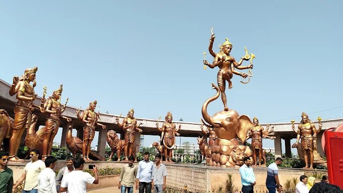 Travel gallery image 11